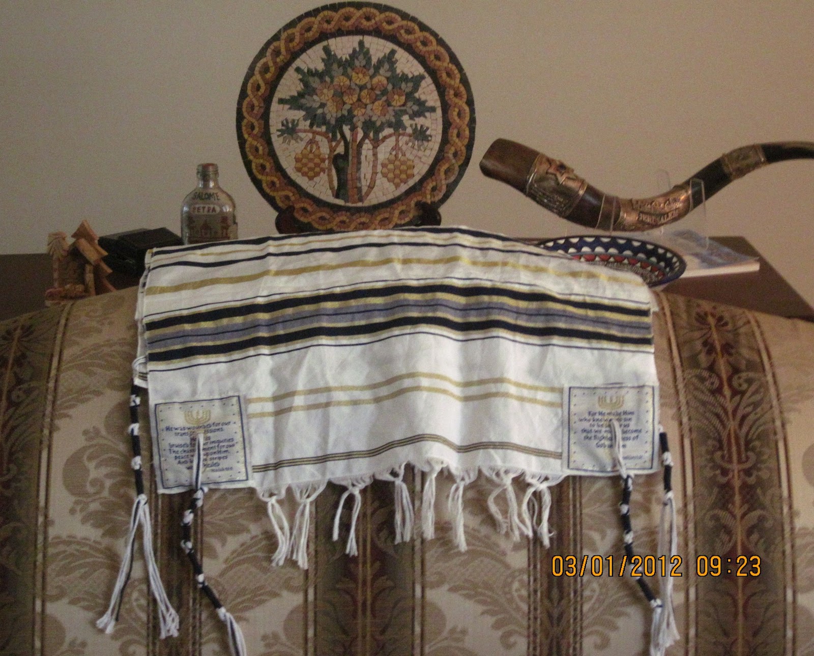 Truth That Free THE TALLIT